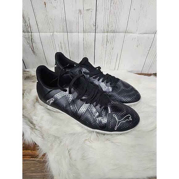 Men’s size 8.5 PUMA FUTURE PLAY IT INDOOR SOCCER SHOEs - Picture 2 of 8